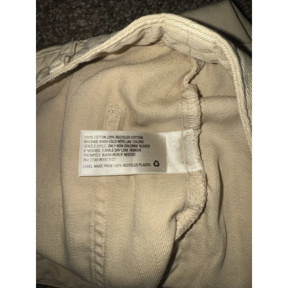 Women’s Beige Utility Shorts Universal Thread Size 10 Medium Waist Cotton Twill